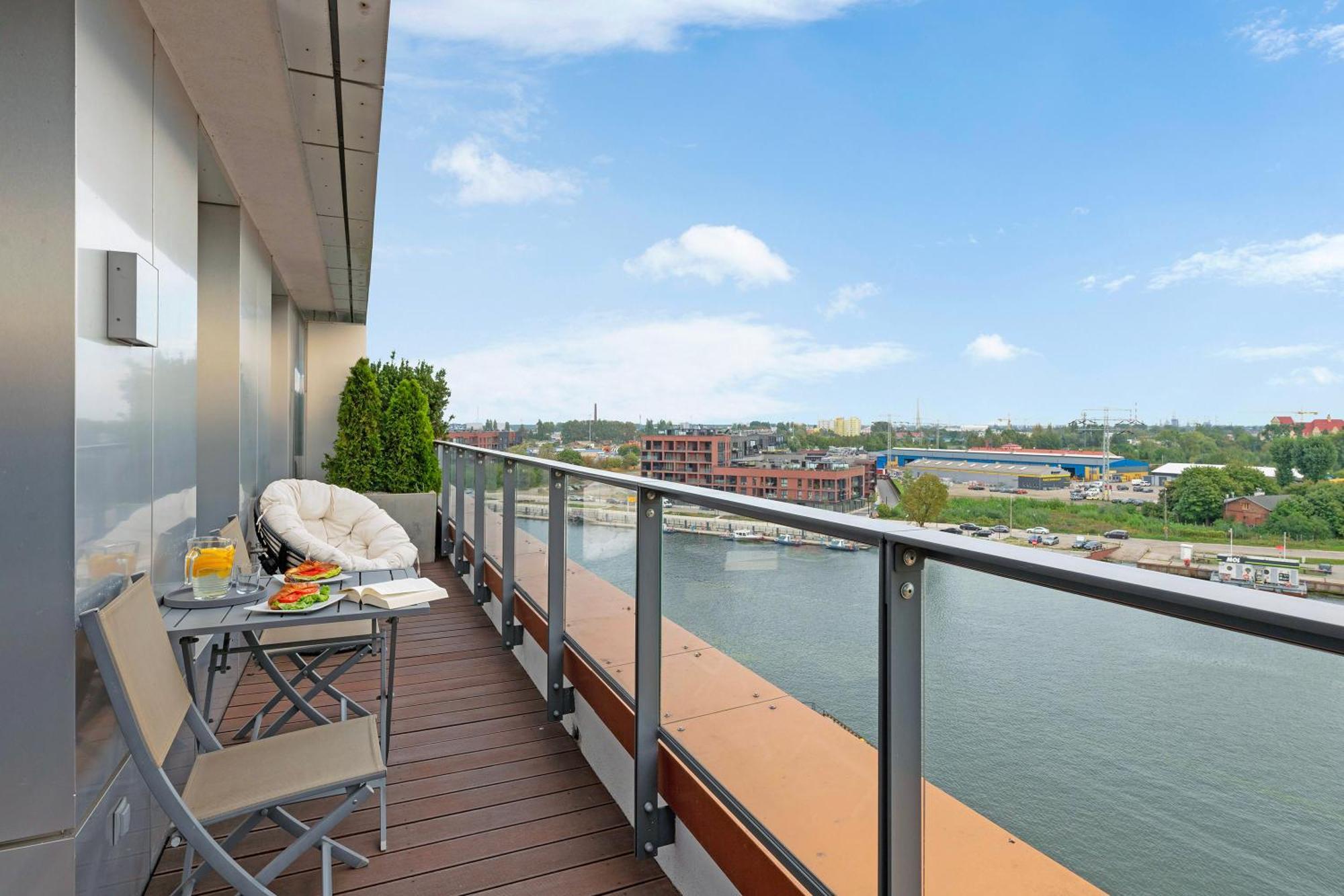 Brabank Riverside By Downtown Apartments กดัญสก์ ภายนอก รูปภาพ